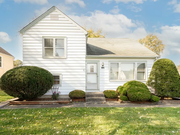 7724 Thomas Ave, Bridgeview, IL 60455