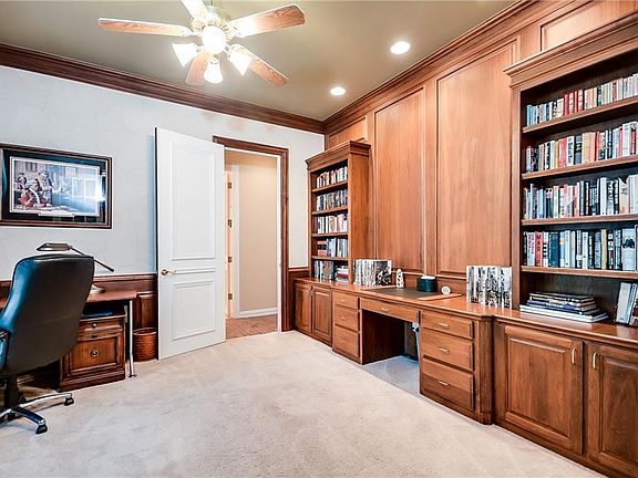 5th image of 5012 Charles Pl