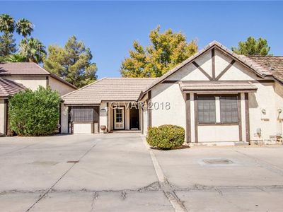 3927 Edgemoor Way, Las Vegas, NV, 89121
