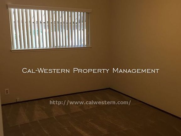 5th image of 2584 Benton St