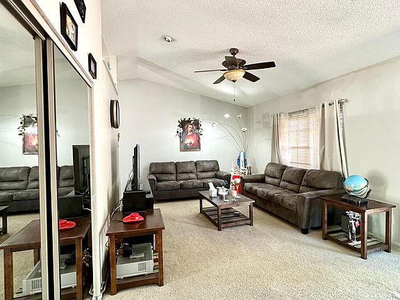 4th image of 8937 W CINNABAR Avenue
