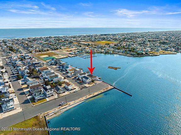 2nd image of 10 Shore Rd