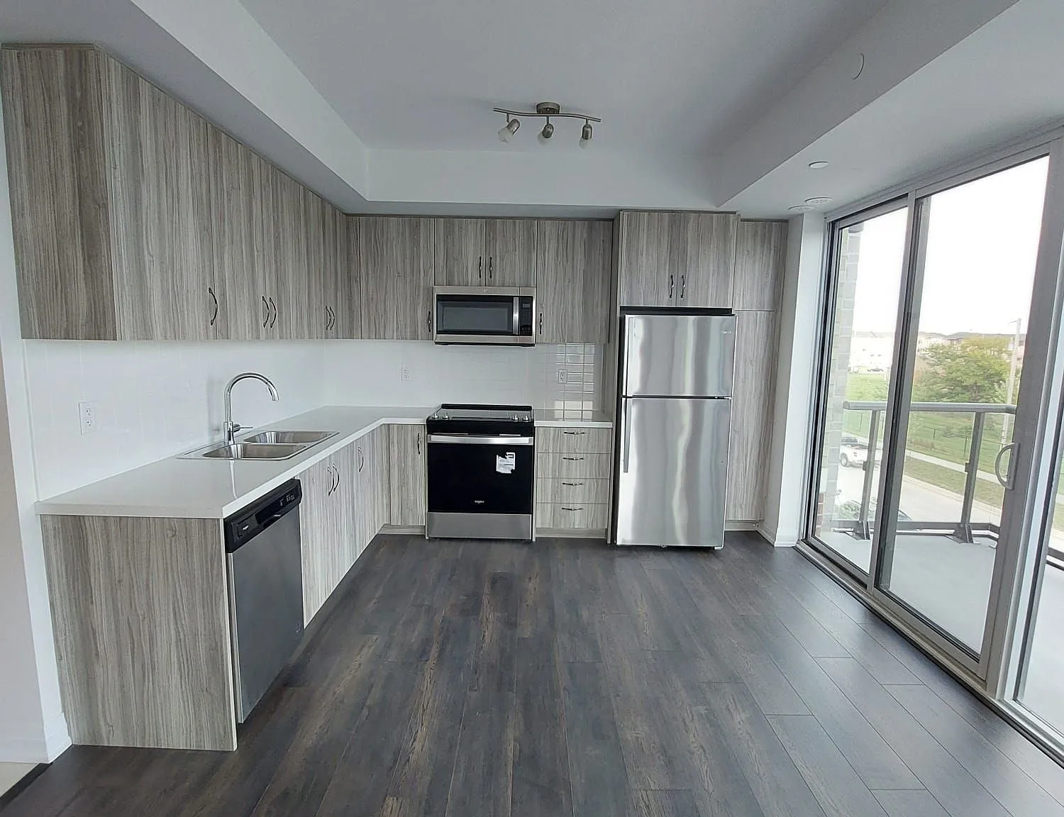 3 bed, $2,800 — Photo 4