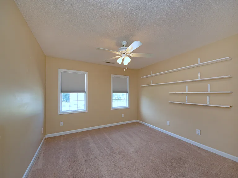 1112 Huff Dr — Photo 27