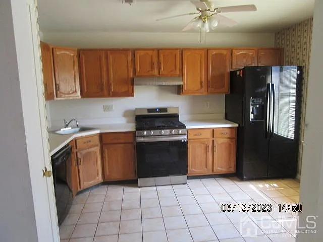 4 Gate House Ln — Photo 2