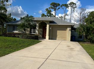 601 Meadow Rd, Lehigh Acres, FL 33973