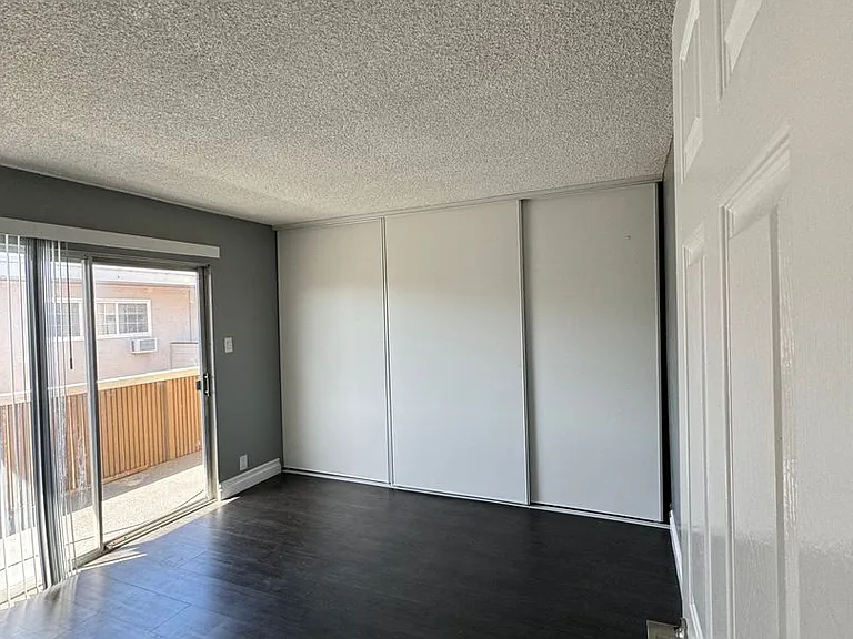 Metro Park Apartments - San Leandro — Photo 34