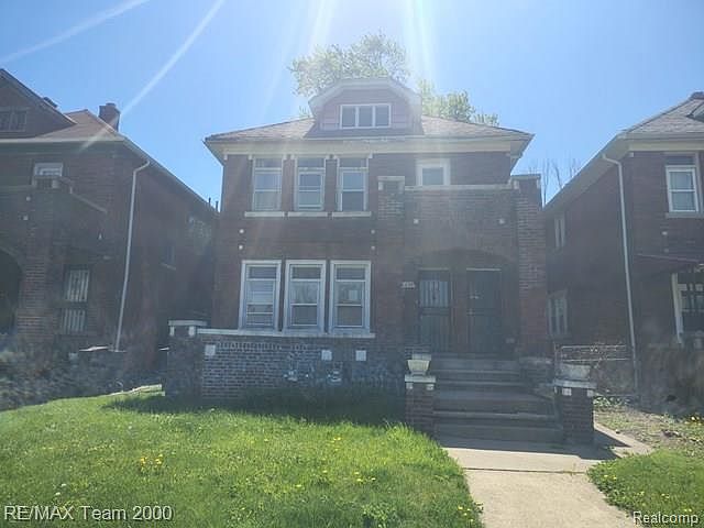 1st image of 4237 W Grand St