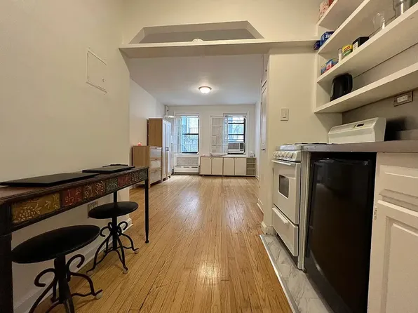 20 Jane St APT 4D, New York, NY 10014