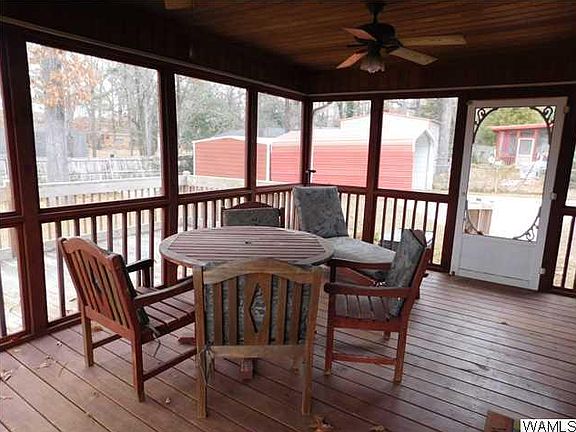 3rd image of 3012 Green Grove Dr NE
