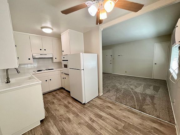 3rd image of 2320 H St APT 8