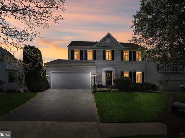 43263 Stoneyglen Ct, Ashburn, VA 20147