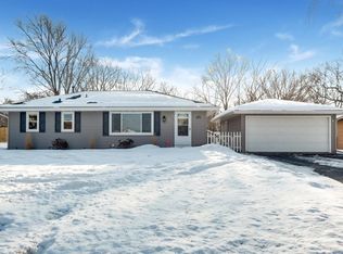 10699 6th St NE, Blaine, MN 55434