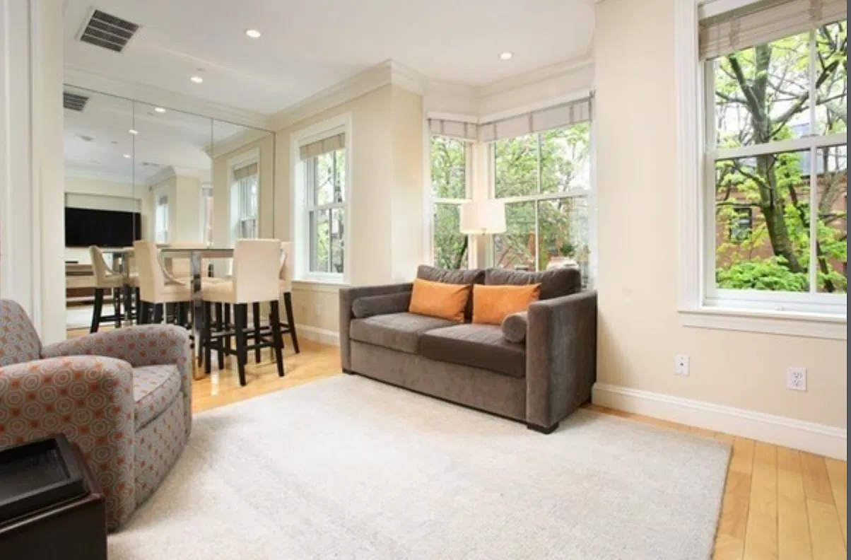 1 bed, 774 sqft, $3,995 — Photo 2