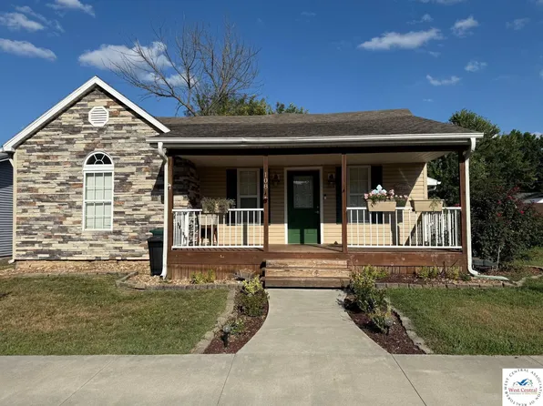 108 N Elm St, Cole Camp, MO 65325