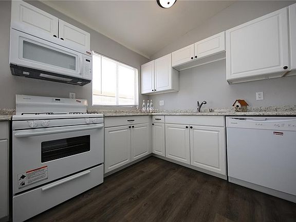 4th image of 1515 Phillips Ave
