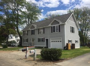 3 Hull Rd, Bedford, NH 03110