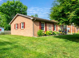 843 Kingsway Dr, Versailles, KY 40383