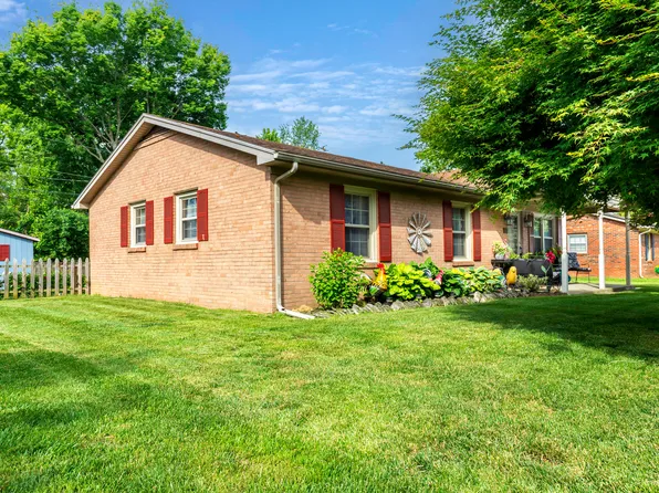843 Kingsway Dr, Versailles, KY 40383