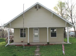 714 Hinton St, Conception Junction, MO 64434