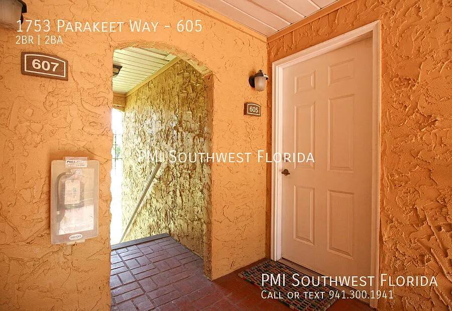 Vistas on Beneva Modern Condo Living in a Prime Sarasota Location! — Photo 2
