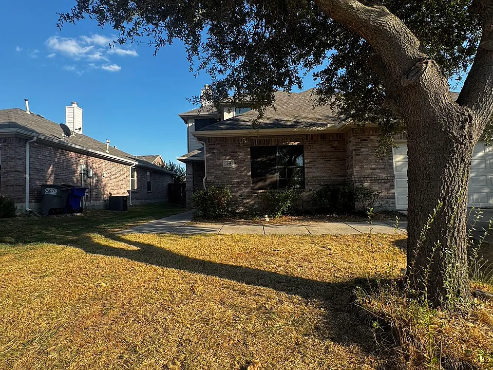 240 Northwood Dr
