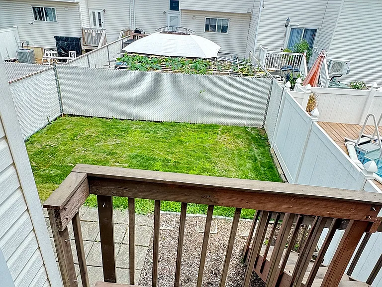 43 Boulder St — Photo 5