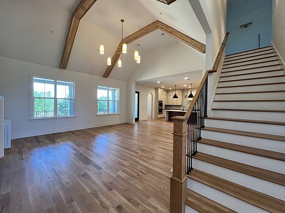 5th image of 1038 Sinatra Dr Lot 16