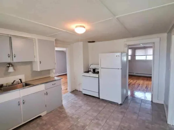 74 Genesee St #2, New Hartford, NY 13413