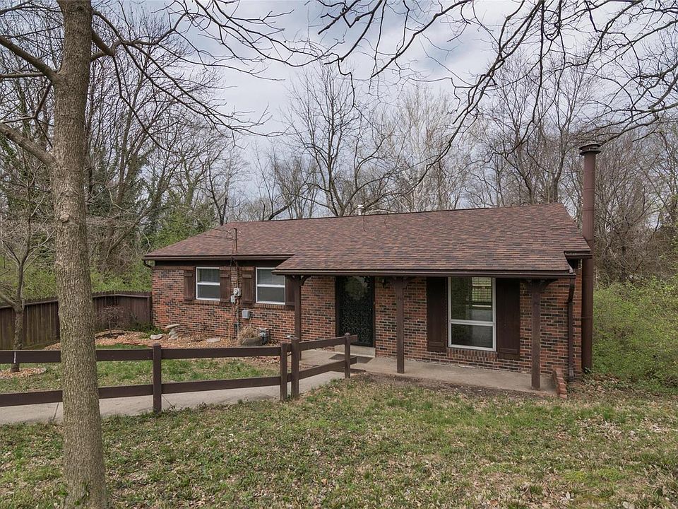 1st image of 104 Crestview Dr