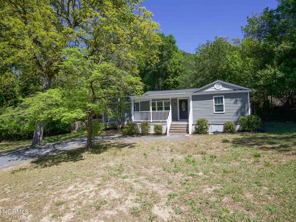 525 W Connecticut Avenue, Southern Pines, NC 28387