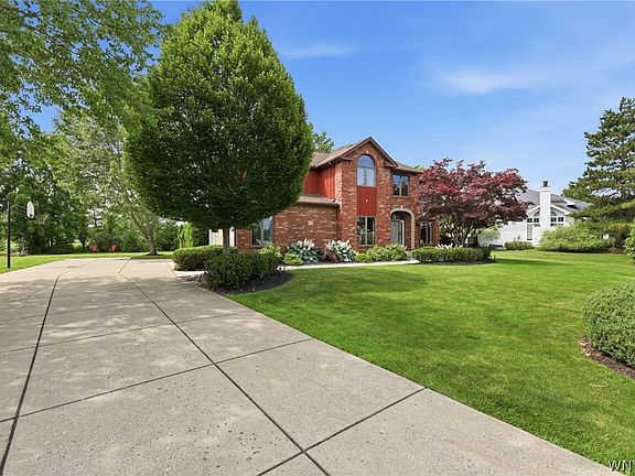 2nd image of 6236 Cloverleaf Dr