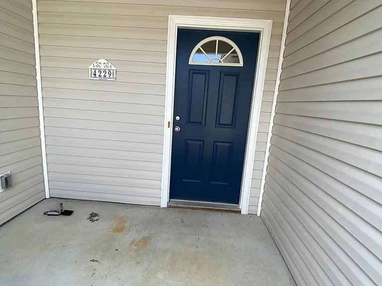 4225 Elizabeth Ave — Photo 21