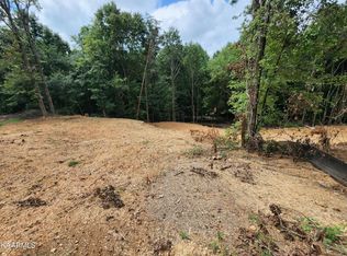 8217 Cricket Rd, Powell, TN 37849