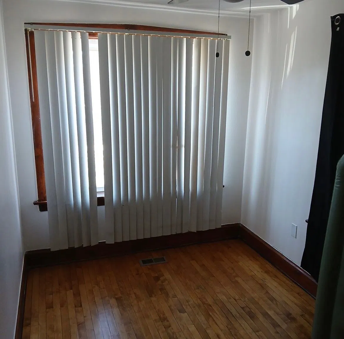 1 bed, $1,050 — Photo 3