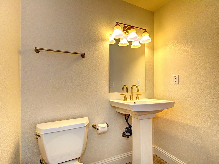 Full Bath with Shower Stall
