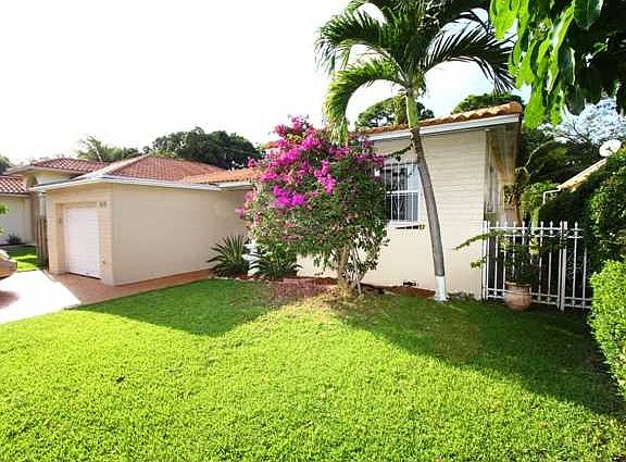 3rd image of 445 NE 90th St
