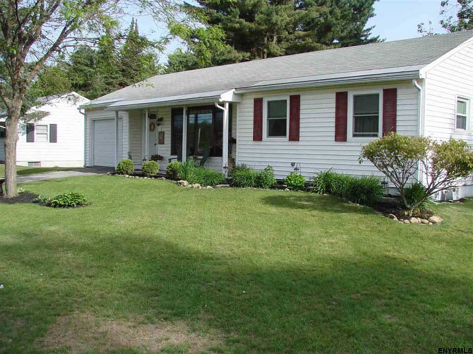 85 Harrison Ave, South Glens Falls, NY 12803 Zillow