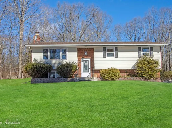 19 East Road, Wallkill, NY 12589