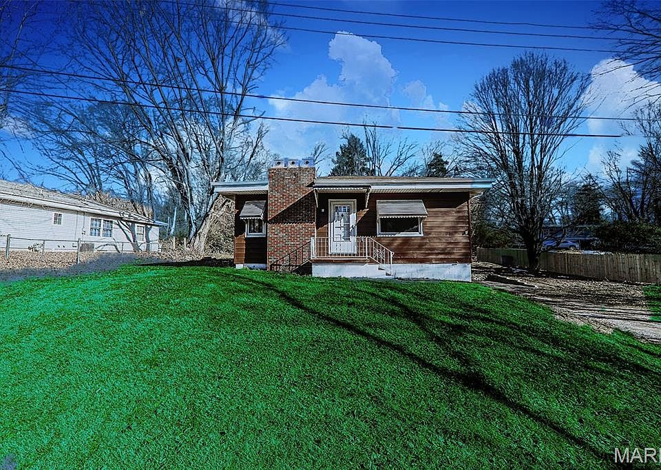 1st image of 29 Hadfield Ln