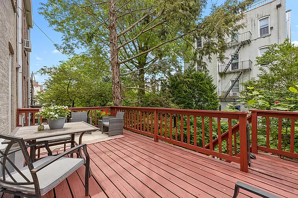 Sold by Corcoran | media 12