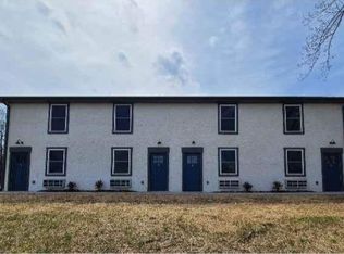 113 Fire Department Ln APT 1, Jacksboro, TN 37757