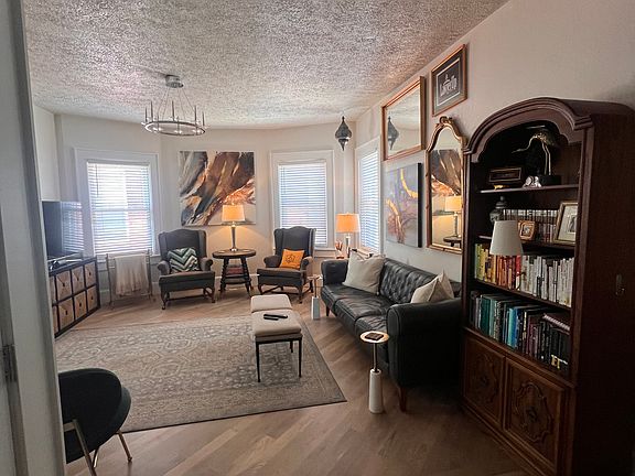 2nd image of 714 W Princess Anne Rd APT 2