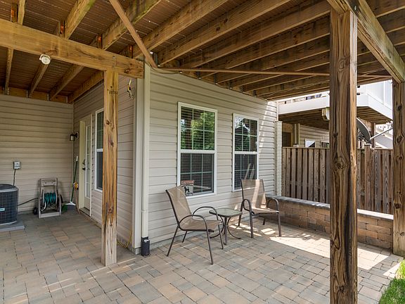 5th image of 7020 Ingrahm Dr
