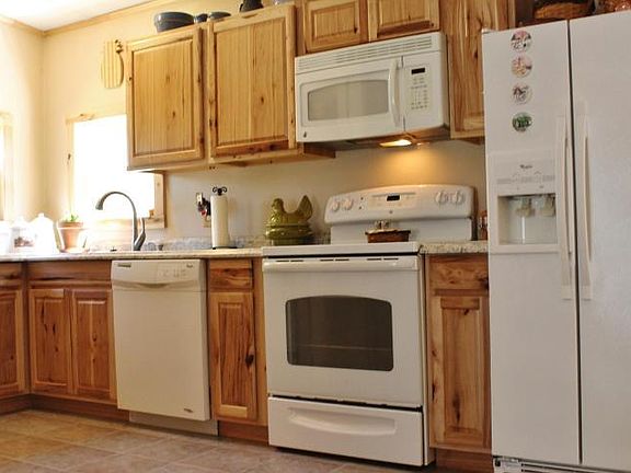3rd image of 3731 Borden Grant Trl