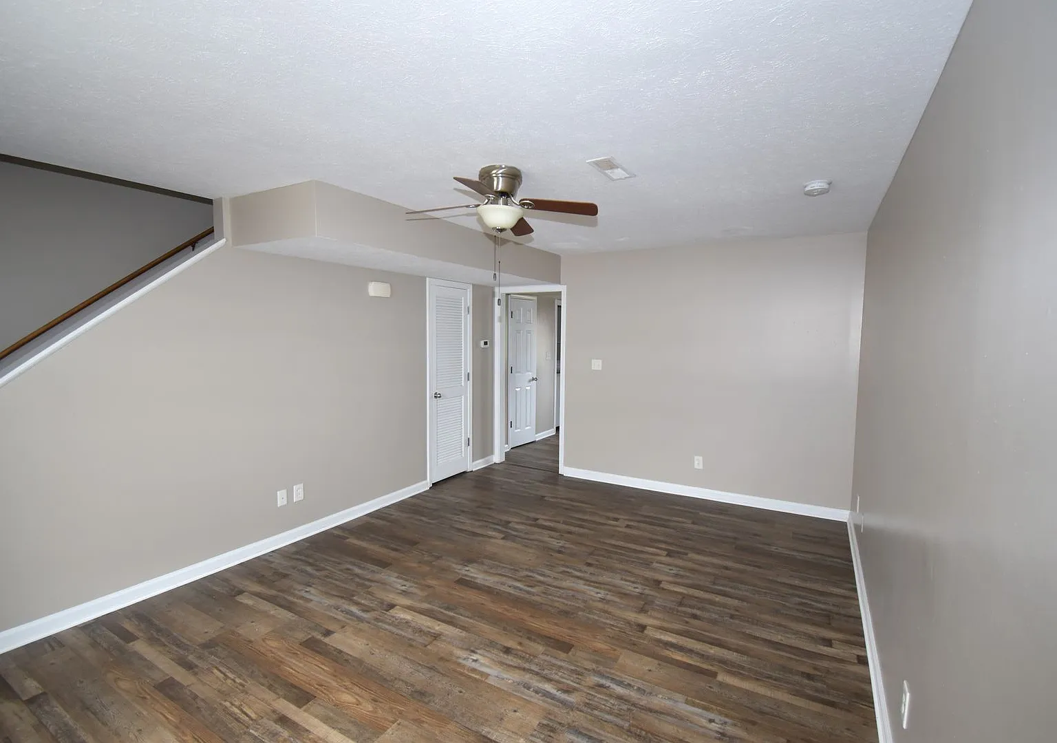 Peabody Dr - 362 (x4) — Photo 4