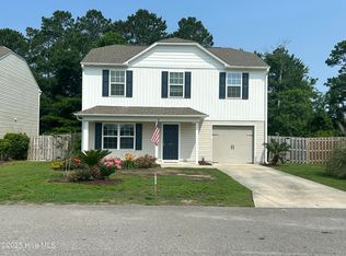231 Chalet Rd, Holly Ridge, NC 28445