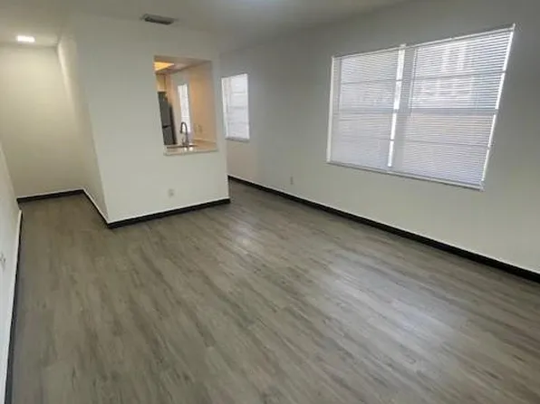 411 SE 10th St APT 5, Hallandale Beach, FL 33009