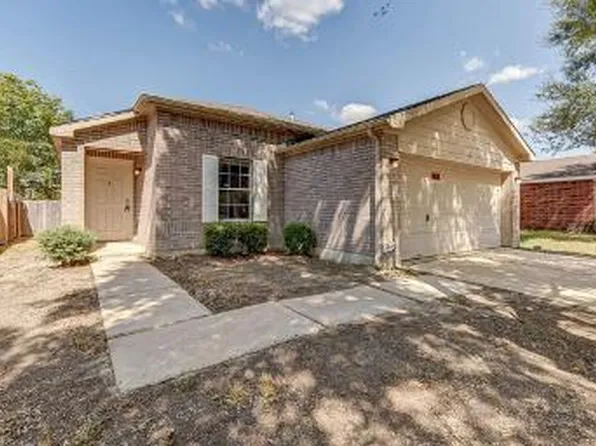 15718 Western Skies Dr, Houston, TX 77086