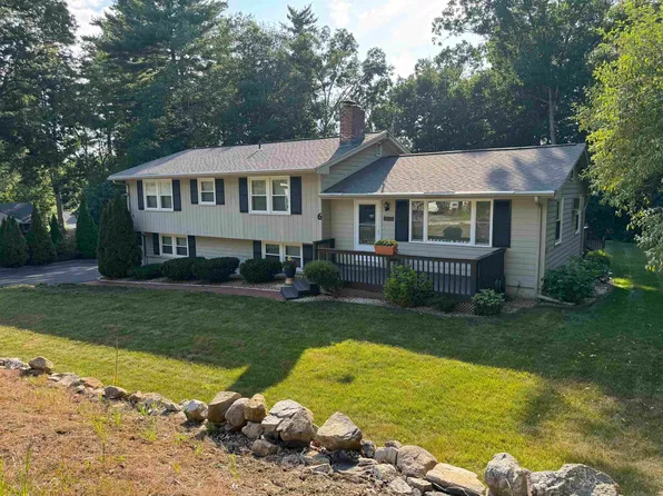6 Quincy Lane, Merrimack, NH 03054